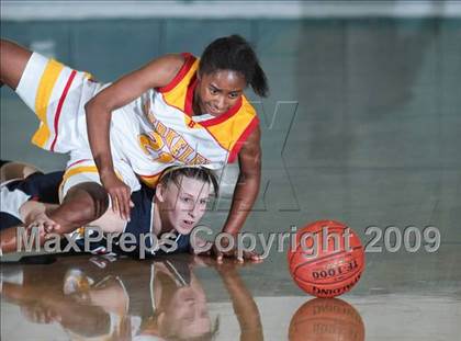 Thumbnail 1 in Modesto Christian vs. Berkeley (West Coast Jamboree) photogallery.