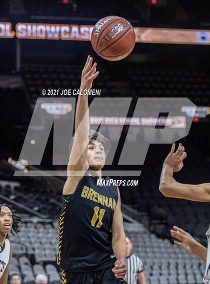 Thumbnail 3 in Steele vs Brennan (Spurs High School Showcase) photogallery.