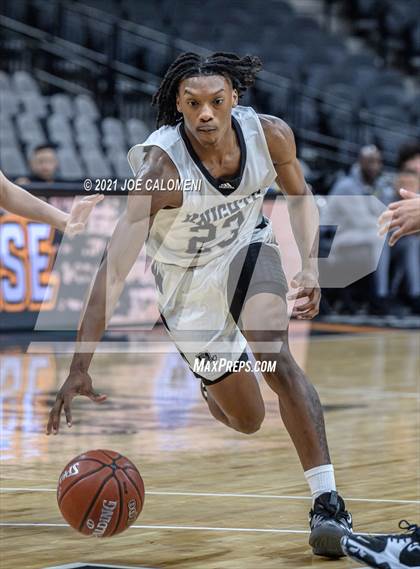 Thumbnail 1 in Steele vs Brennan (Spurs High School Showcase) photogallery.