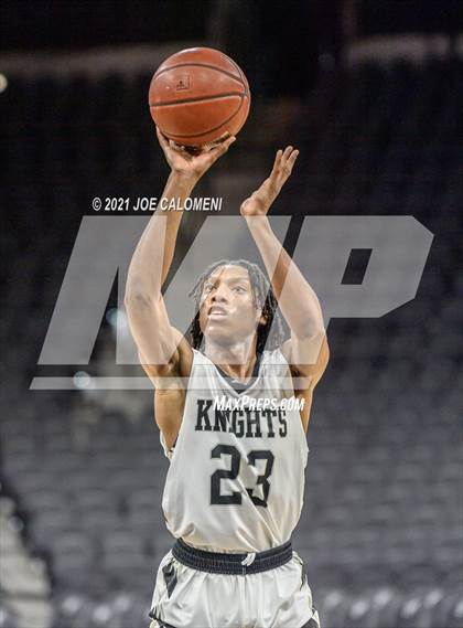 Thumbnail 3 in Steele vs Brennan (Spurs High School Showcase) photogallery.