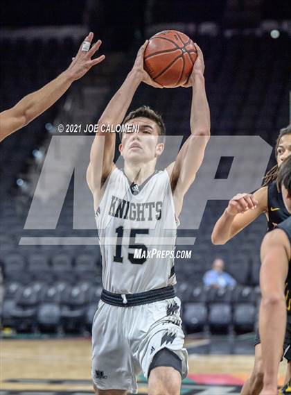 Thumbnail 2 in Steele vs Brennan (Spurs High School Showcase) photogallery.