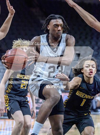 Thumbnail 3 in Steele vs Brennan (Spurs High School Showcase) photogallery.