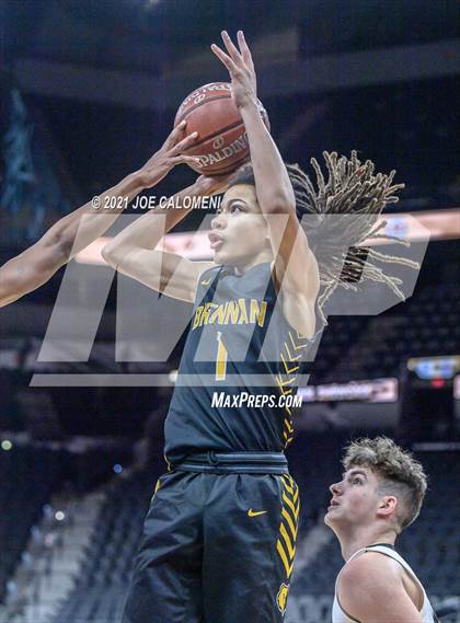Thumbnail 2 in Steele vs Brennan (Spurs High School Showcase) photogallery.