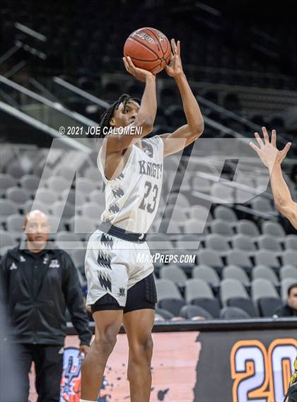 Thumbnail 3 in Steele vs Brennan (Spurs High School Showcase) photogallery.