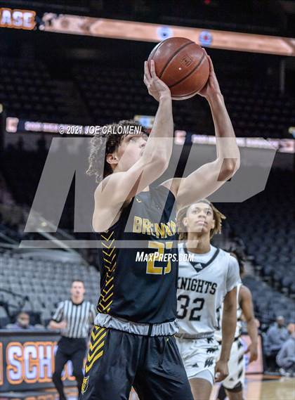 Thumbnail 3 in Steele vs Brennan (Spurs High School Showcase) photogallery.