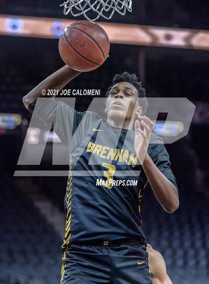 Thumbnail 1 in Steele vs Brennan (Spurs High School Showcase) photogallery.