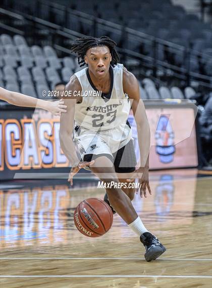 Thumbnail 2 in Steele vs Brennan (Spurs High School Showcase) photogallery.