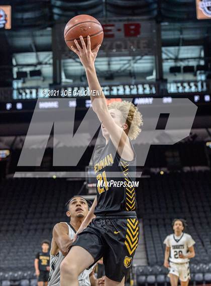 Thumbnail 3 in Steele vs Brennan (Spurs High School Showcase) photogallery.