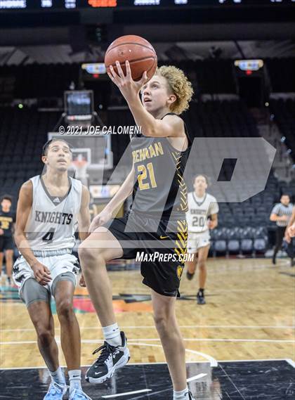 Thumbnail 1 in Steele vs Brennan (Spurs High School Showcase) photogallery.