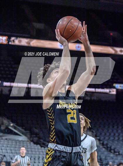 Thumbnail 1 in Steele vs Brennan (Spurs High School Showcase) photogallery.