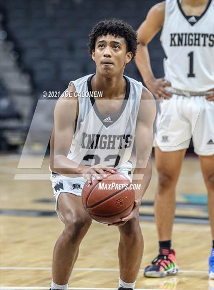 Thumbnail 1 in Steele vs Brennan (Spurs High School Showcase) photogallery.