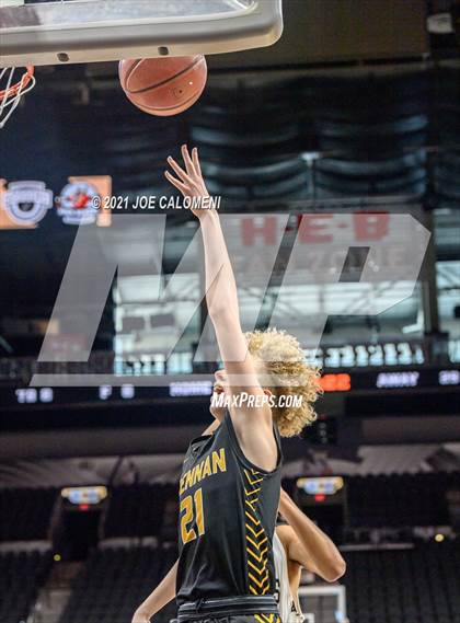 Thumbnail 2 in Steele vs Brennan (Spurs High School Showcase) photogallery.