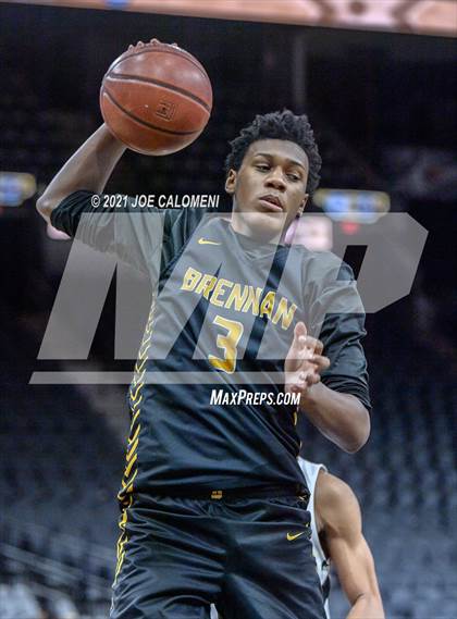 Thumbnail 2 in Steele vs Brennan (Spurs High School Showcase) photogallery.