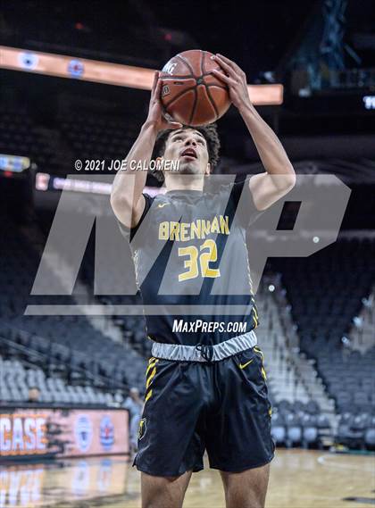 Thumbnail 1 in Steele vs Brennan (Spurs High School Showcase) photogallery.