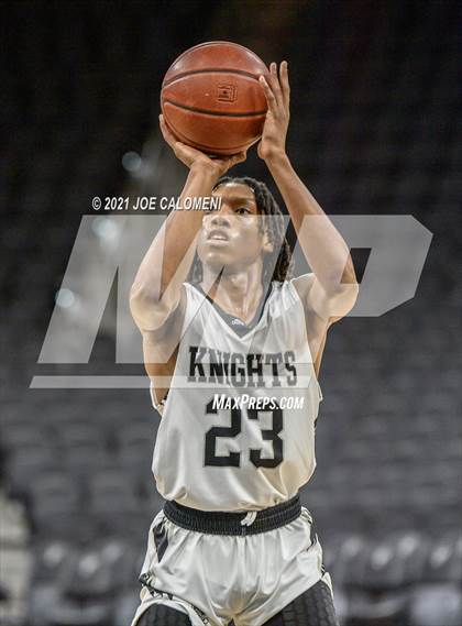 Thumbnail 2 in Steele vs Brennan (Spurs High School Showcase) photogallery.