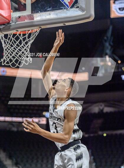 Thumbnail 2 in Steele vs Brennan (Spurs High School Showcase) photogallery.