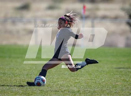Thumbnail 3 in Carlsbad @ Volcano Vista (NMAA 5A 1st. Round Playoff) photogallery.