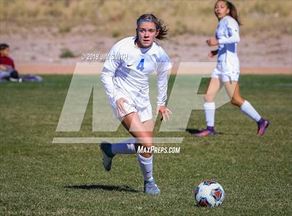 Thumbnail 3 in Carlsbad @ Volcano Vista (NMAA 5A 1st. Round Playoff) photogallery.