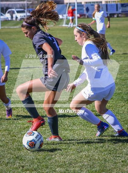 Thumbnail 2 in Carlsbad @ Volcano Vista (NMAA 5A 1st. Round Playoff) photogallery.