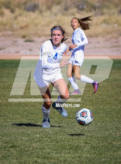 Thumbnail 1 in Carlsbad @ Volcano Vista (NMAA 5A 1st. Round Playoff) photogallery.