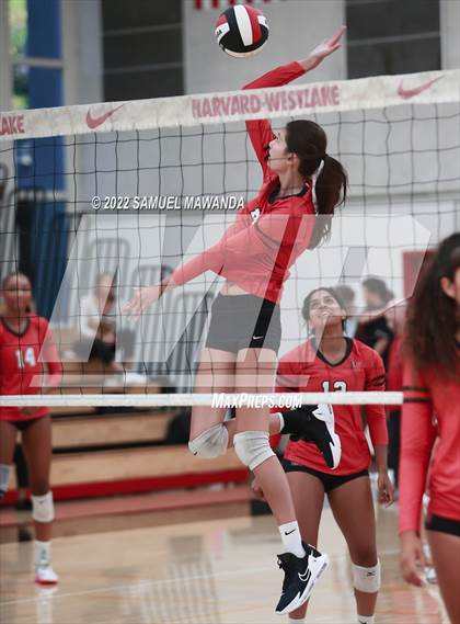 Thumbnail 2 in Village Christian @ Harvard-Westlake photogallery.