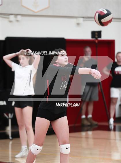 Thumbnail 1 in Village Christian @ Harvard-Westlake photogallery.