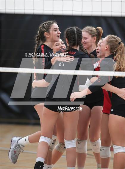 Thumbnail 2 in Village Christian @ Harvard-Westlake photogallery.