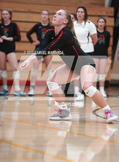 Thumbnail 1 in Village Christian @ Harvard-Westlake photogallery.