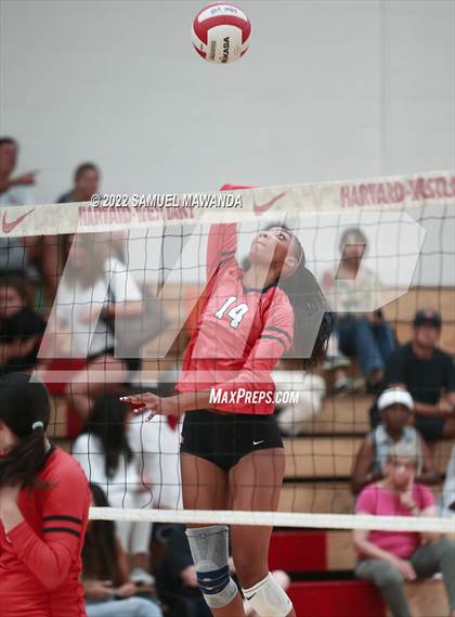 Thumbnail 1 in Village Christian @ Harvard-Westlake photogallery.