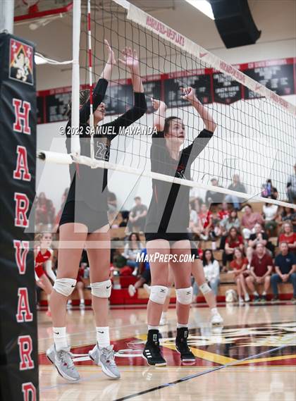 Thumbnail 2 in Village Christian @ Harvard-Westlake photogallery.