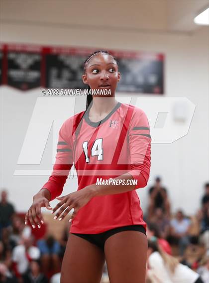 Thumbnail 2 in Village Christian @ Harvard-Westlake photogallery.