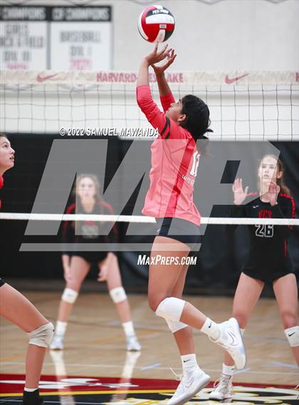 Thumbnail 3 in Village Christian @ Harvard-Westlake photogallery.