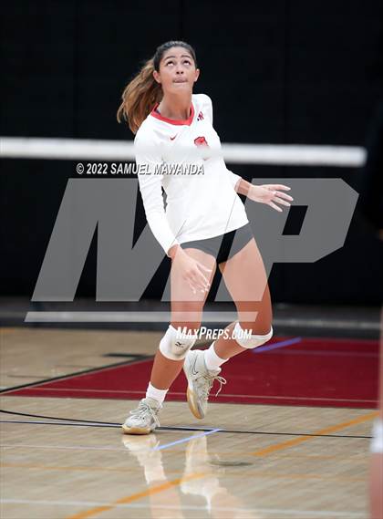 Thumbnail 3 in Village Christian @ Harvard-Westlake photogallery.