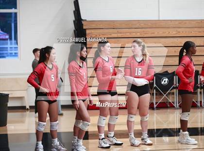 Thumbnail 1 in Village Christian @ Harvard-Westlake photogallery.