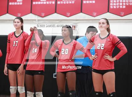 Thumbnail 3 in Village Christian @ Harvard-Westlake photogallery.