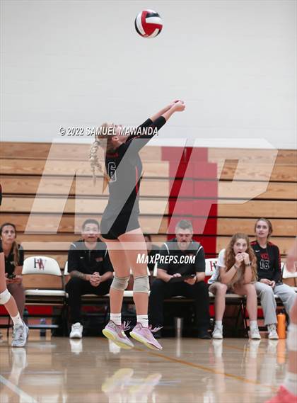 Thumbnail 3 in Village Christian @ Harvard-Westlake photogallery.