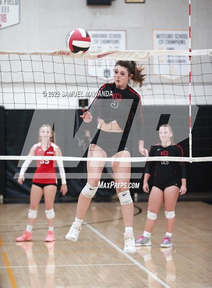 Thumbnail 3 in Village Christian @ Harvard-Westlake photogallery.