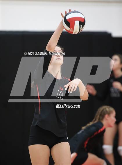 Thumbnail 3 in Village Christian @ Harvard-Westlake photogallery.