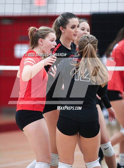 Thumbnail 3 in Village Christian @ Harvard-Westlake photogallery.