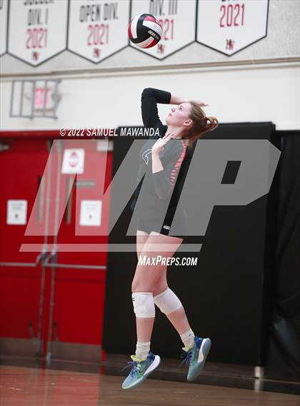 Thumbnail 2 in Village Christian @ Harvard-Westlake photogallery.