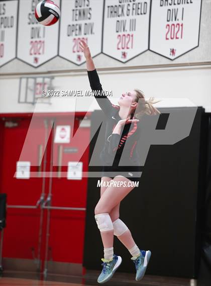 Thumbnail 3 in Village Christian @ Harvard-Westlake photogallery.