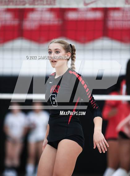 Thumbnail 2 in Village Christian @ Harvard-Westlake photogallery.