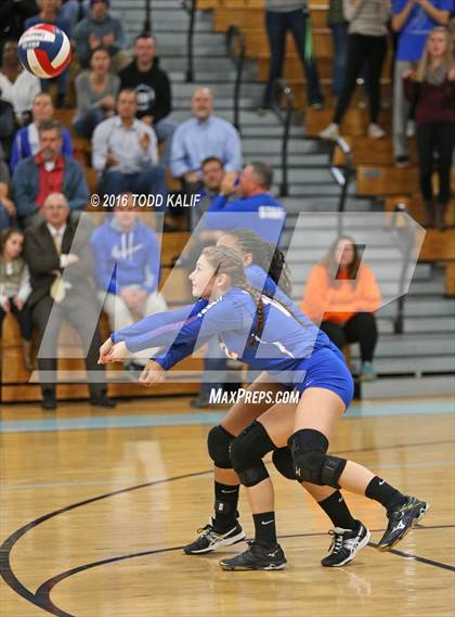 Thumbnail 2 in Hale Ray vs. Coventry (CIAC Class S Semifinal) photogallery.