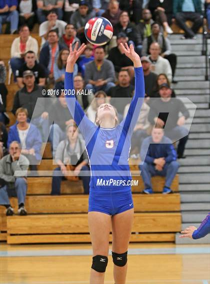 Thumbnail 3 in Hale Ray vs. Coventry (CIAC Class S Semifinal) photogallery.