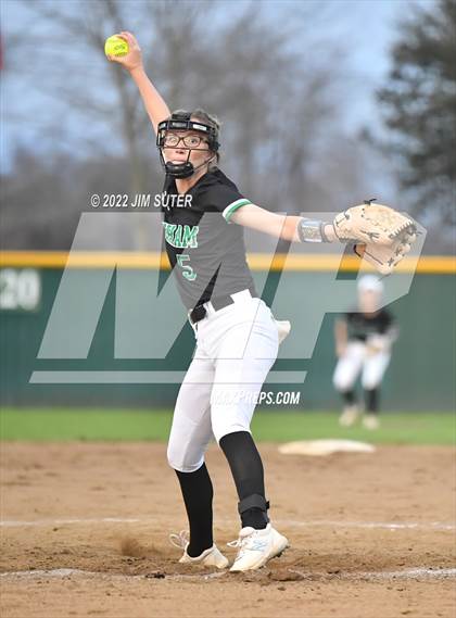Thumbnail 3 in Lexington vs Brenham (Brenham Tournament) photogallery.
