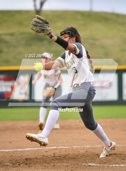 Thumbnail 2 in Lexington vs Brenham (Brenham Tournament) photogallery.