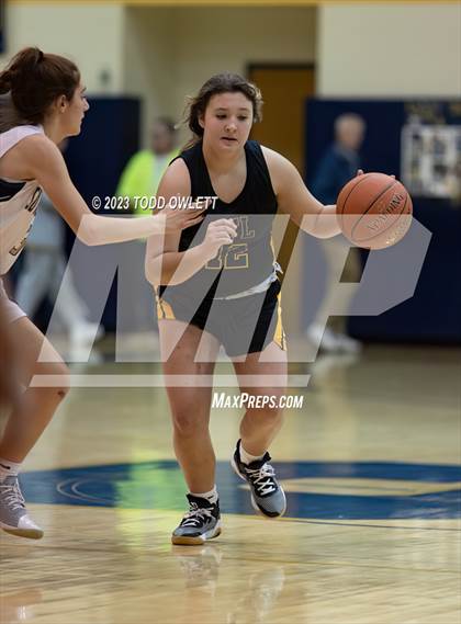 Thumbnail 1 in Honeoye Falls-Lima @ Sutherland photogallery.