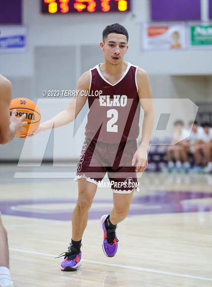 Thumbnail 2 in Kearns vs. Elko (Riverton Holiday Tournament) photogallery.
