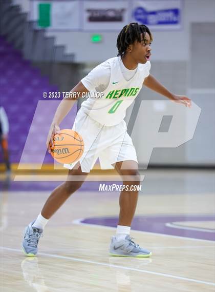 Thumbnail 2 in Kearns vs. Elko (Riverton Holiday Tournament) photogallery.