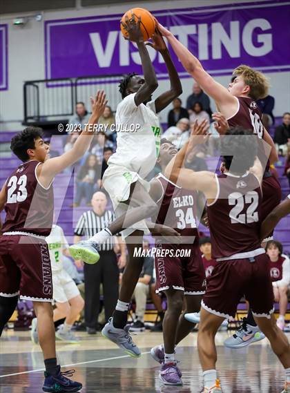 Thumbnail 2 in Kearns vs. Elko (Riverton Holiday Tournament) photogallery.